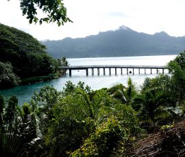 Huahine most